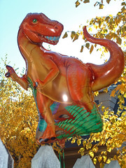 32 dinosaur